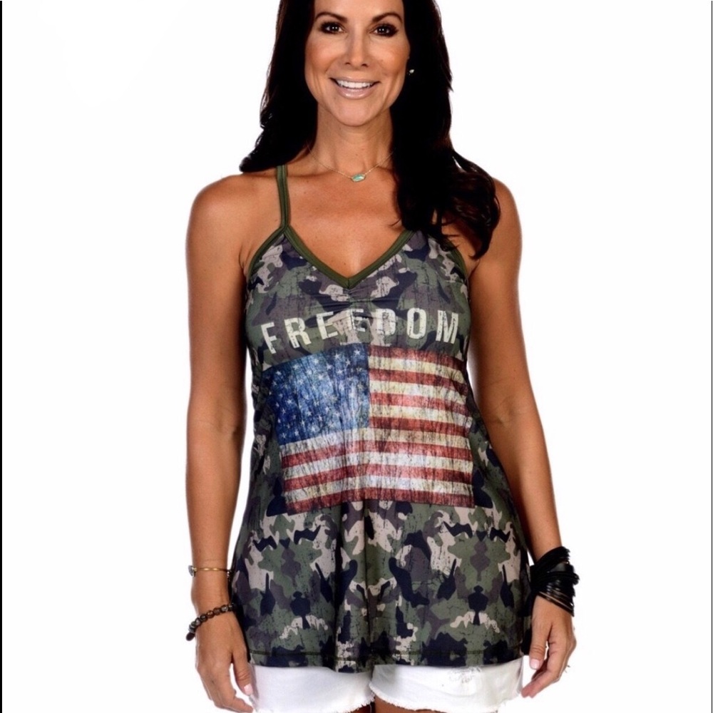 💙🇺🇸❤️Freedom Camo Tank Top🇺🇸❤️💙
